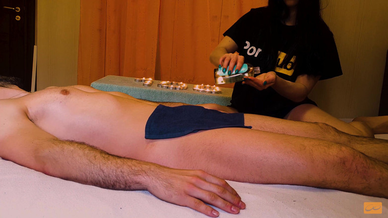 Unlimited Orgasm: Dia menyentuh penisku saat memijat. Fucked - Unlimitedorgasm