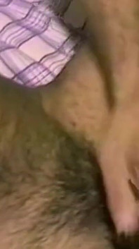 Hřebec hluboce bušil svalnatý kus se zavázanýma očima