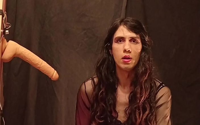 Dii Vampy: Máquina follando con garganta profunda