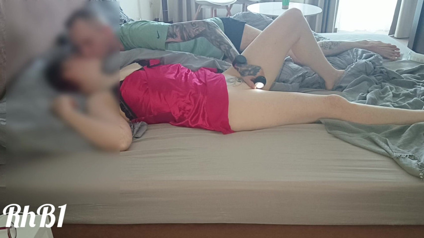 An Orgasm so Strong That It Makes Me Convulse (Redhead Bunny) An Orgasm so Strong That It Makes Me Convulse (Redhead Bunny)