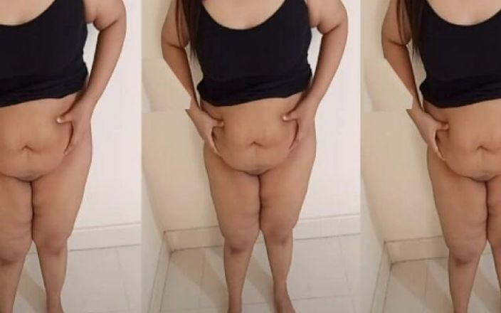 Aria Mia: Tante seksi ini ngentot aku habis-habisan di ranjang sampai kepala...