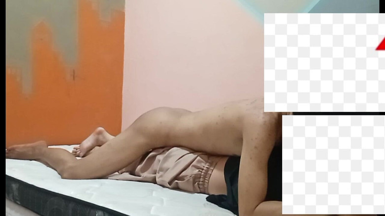 Famly sex: Rezervace bývalého v hidžábu v jeho penzionu