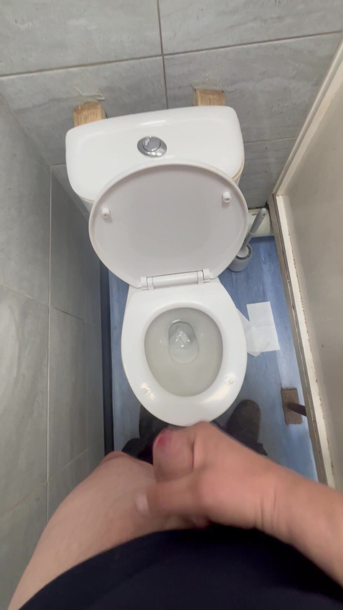 Jeffry: トイレでオナニー