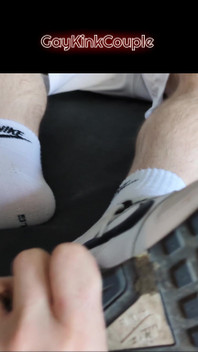 Sharing Nike Air Max Sneaker 3