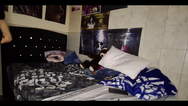 GBadBoyOfficial: I Entered My Stepsister's Room at Night so She Could...