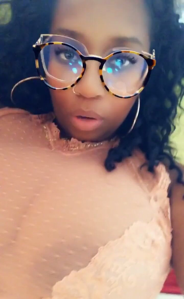 Boobs Looking Right (Jenna V Diamond)