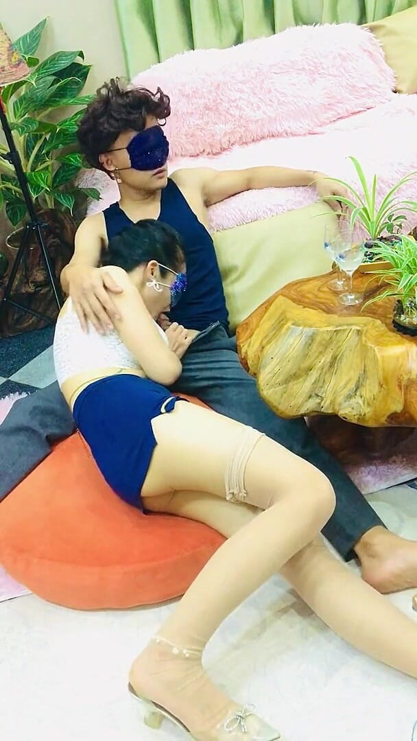 MiuBabee: Pacarku suka banget cium memeknya