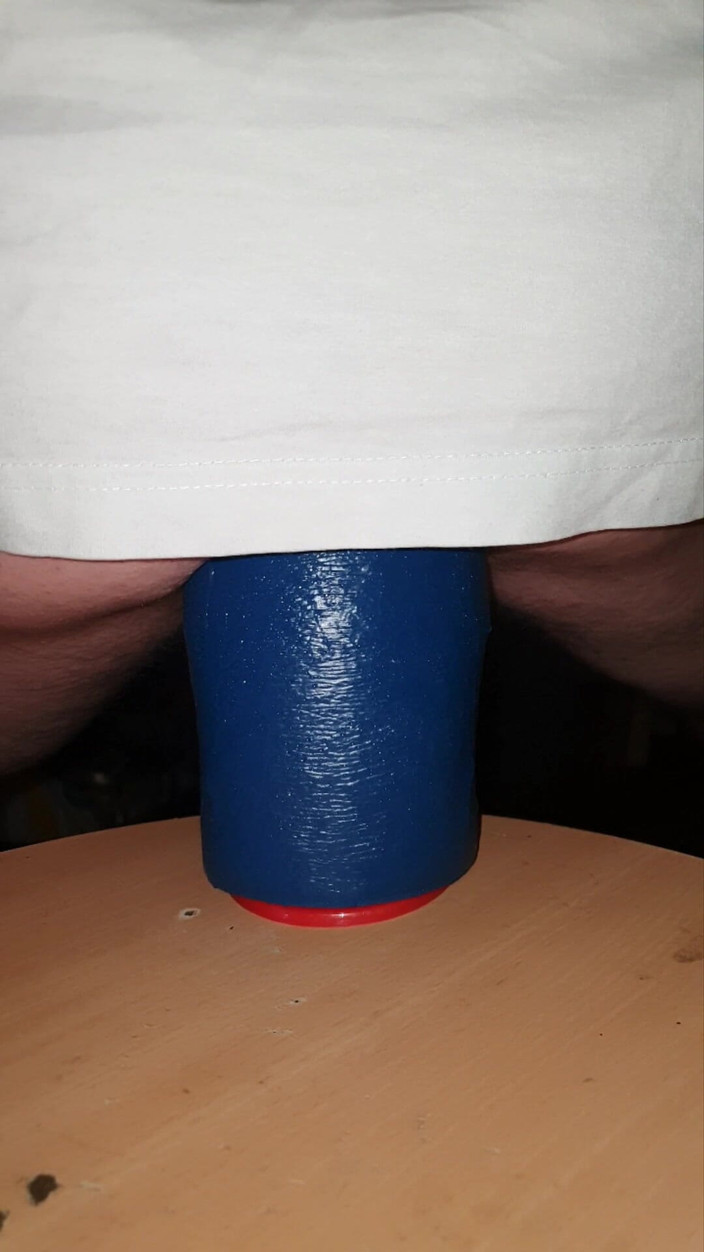 Analass: Călăresc un vibrator, natural, albastru, imens