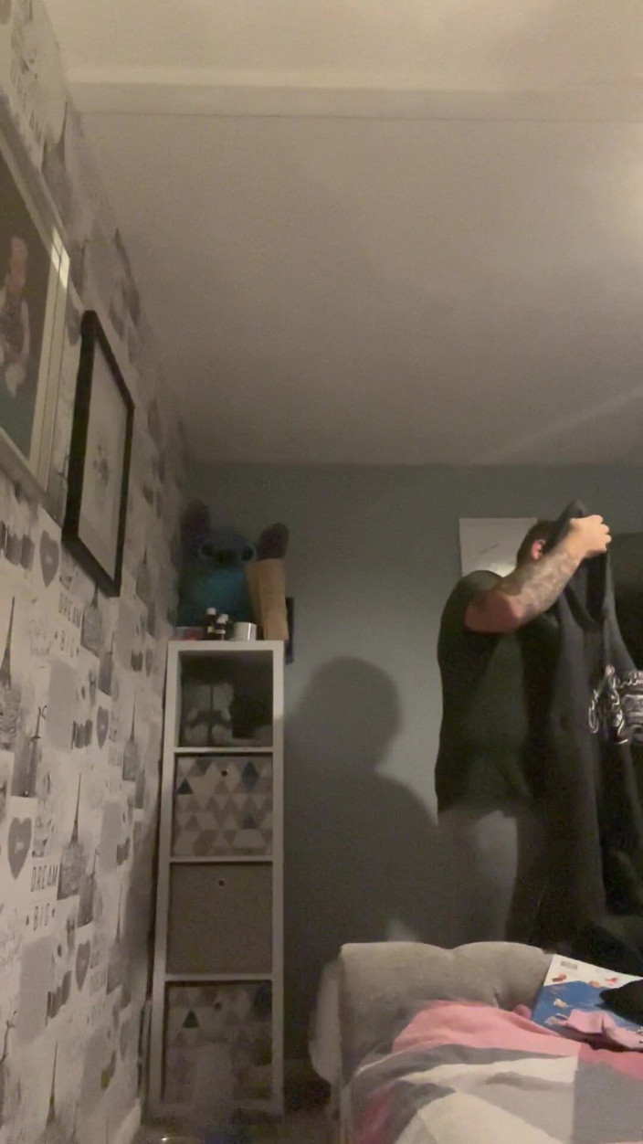 Shaun Cbt: Perbudakan kontol dan peler dengan crossdress untuk keluar