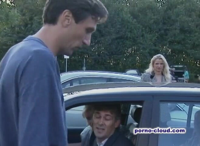 Porno Cloud: Kelebihan pirang - DVD