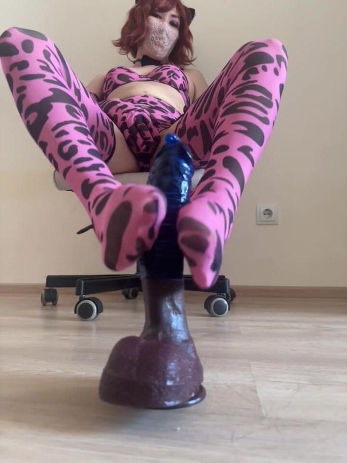 Vlada Brilliant: Růžové mléko Mu Dal