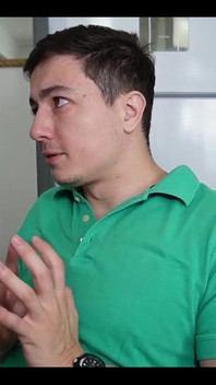 La déesse Kiffa et M. Pine - un docteur sexy humilie un patient avec Ed