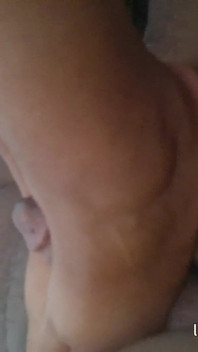 Masseuse Gets Her Redbone BBW Feet, Belly, N Titties Sucked on with Dia's 1st Footjob
