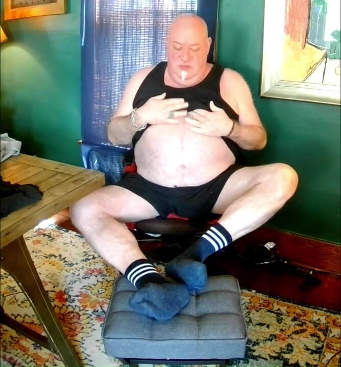 beardaddychub: Webcam Jerk off for a Fan!