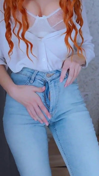 Futa üvey anne üvey oğlu için büyük yarağı sıvazlıyor! Tabu