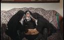 Shemale World: Eine schmutzige nonne in eine orgie mit einer transe involviert