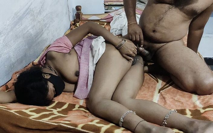 Your Anitha: Une villageoise indienne mariée se fait baiser en levrette, vidéo...