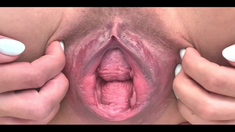 Crazywifeslut: Speculumを使った初めてのビデオ