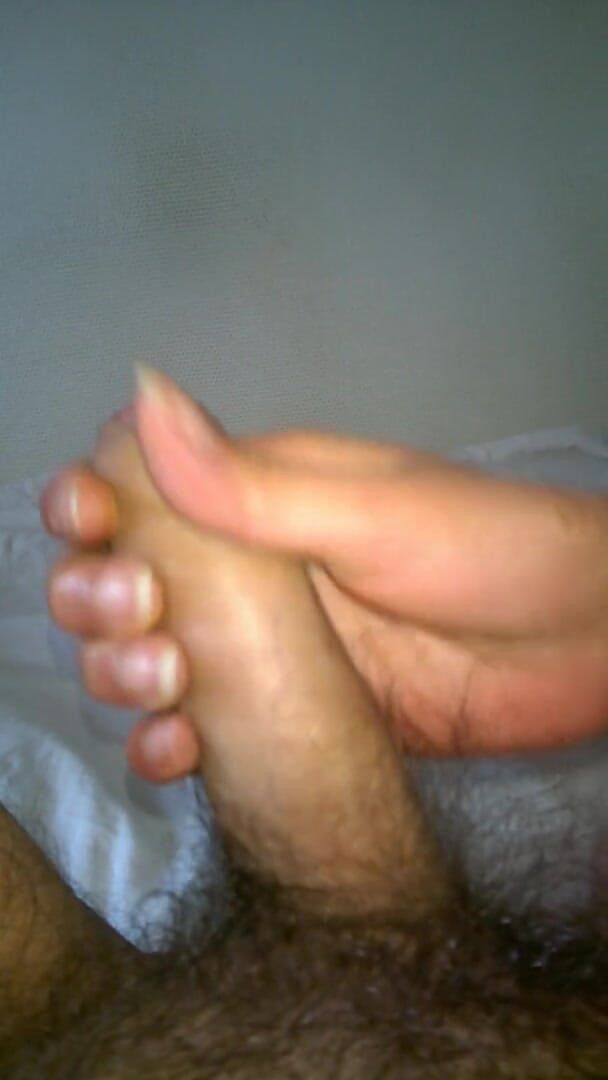 JoyTwoSex: JoyTwoSex berbulu - memberikan suami handjob yang baik