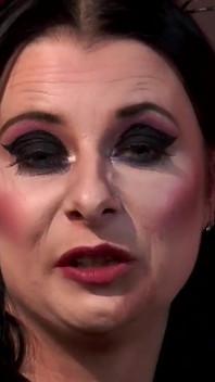 Krzywego murzynka robi twarde i dzikie ruchanie bdsm