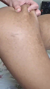 I Caught My Half Stepsister on the Bed Without Panties I Didn't Want to Rest I Ended up Fucking Her Hot