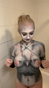 Cosplay Loona Wolf Usuwanie farby do ciała i cycki Play