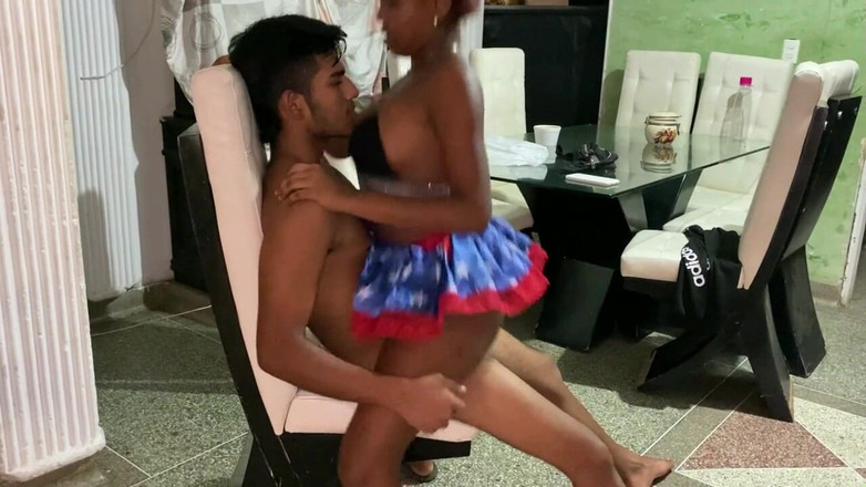 Mariaa: 의붓딸의 보지를 따먹어