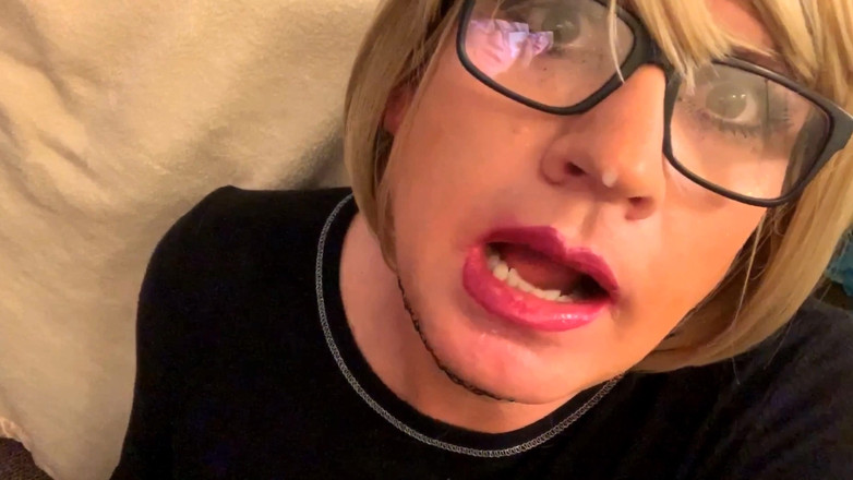 CindieLove: Sissy crossdresser gợi cảm nóng bỏng nghịch ngợm