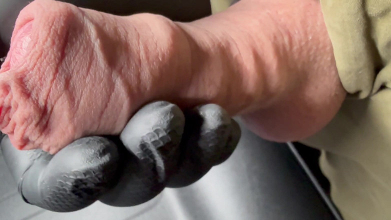 Foreskinguy: Prepuzio lungo ed enorme con presborra gocciolante