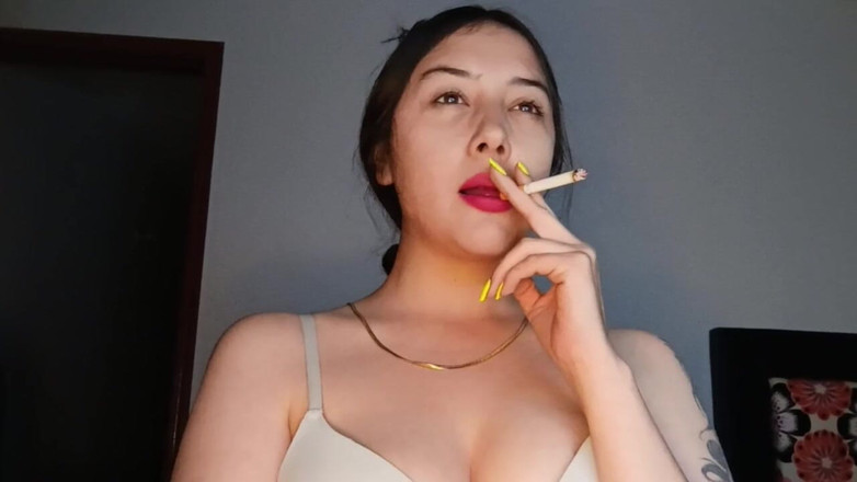 Golden domme: 官能的な喫煙 - フルHD 1080p mp4