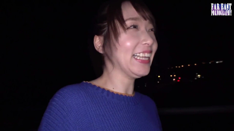 Far East pornography: Splashy shame provoca con una belleza sonriente empapada en una...