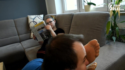 Czech Soles - foot fetish content: सौतेली बहन की अनूठा बदबूदार पेंटीहोज!