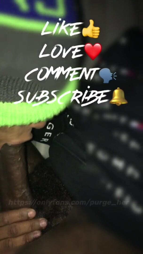 Purge_her: 그녀는 수줍어했지만 그녀는 여전히 나에게 오럴을 주었다.