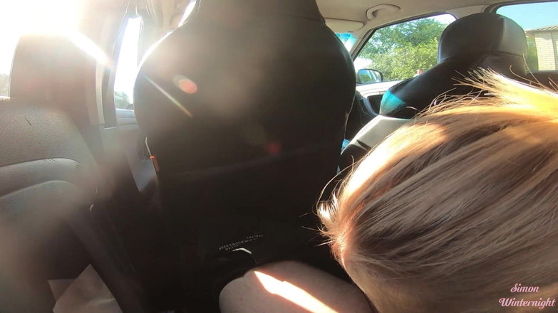 YSP Studio: Blowjob kereta berisiko semasa menunggang teksi