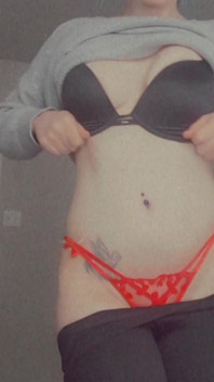 Cute Blonde Flashing