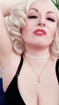 Pokyny k honění joi výprask POV límec a vodítko strap-on femdom video - kompilace od Arya