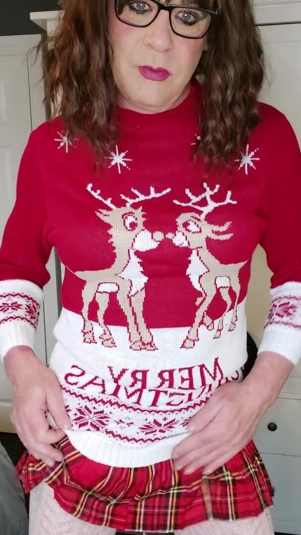 Juniperberi29: Noel travesti eğlencesi