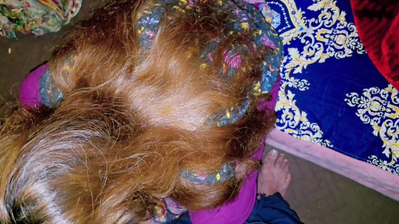 Faryal: デシ・インディアンのバービが乱暴なフェラチオをする