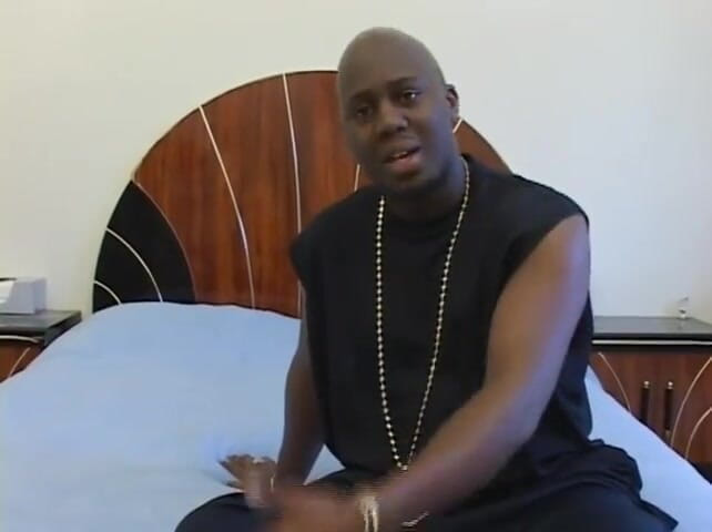 Black Sinner: 금발 아마추어 창녀를 위한 대박 흑인 자지