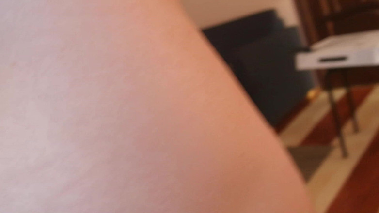 Blake blaze studios: Angela aspen si cewek amatir rambut cokelat lagi asik tari...