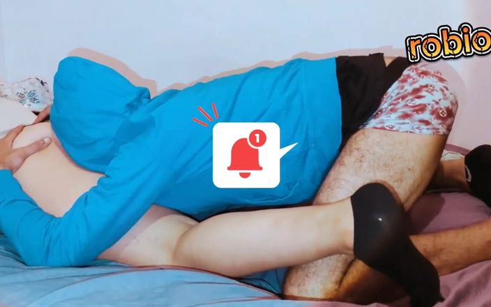 Raniasexy: Ze is Marokkaanse met een sterke rug waar ze van...