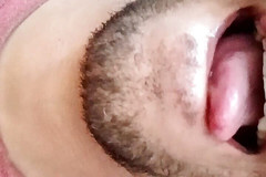 Gangbang straight: Gura și corpul meu