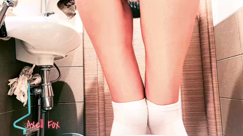 Axell Fox: Drenaż nasienia # 2. Wersja specjalna. Blond milf suka spust w dół...