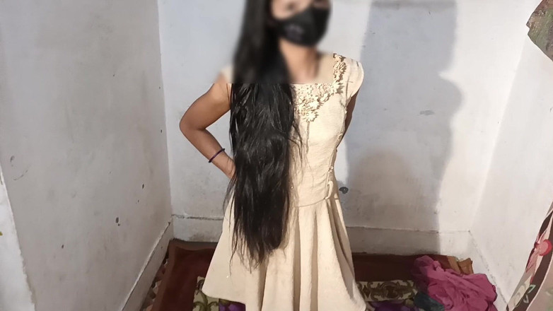 Raniki chut: Indická desi dívka Těsná kundička sex video