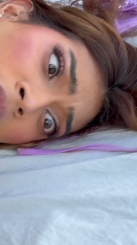 Femboy chanel şans sikiliyor ve yüzüne boşalma bakış açısı