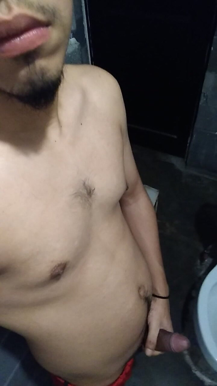 AlexAlejandro13: 화장실에서 최고의 을 갖는