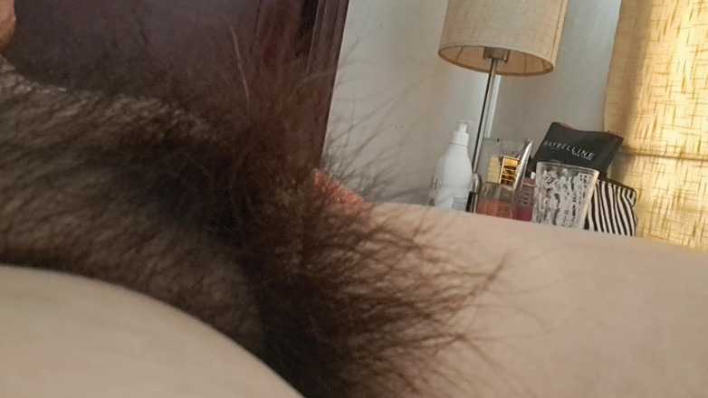 Mommy big hairy pussy: Vagina Bunda sangat berbulu dan gemuk