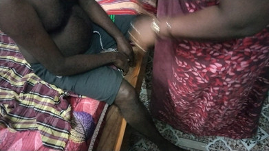 Tamil lesbian: Bercakap Kotor Tentang Video Seks