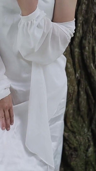คลิปสาธารณะเรื่องแรก ช่วยตัวเองในเดรสซาตินสีขาว