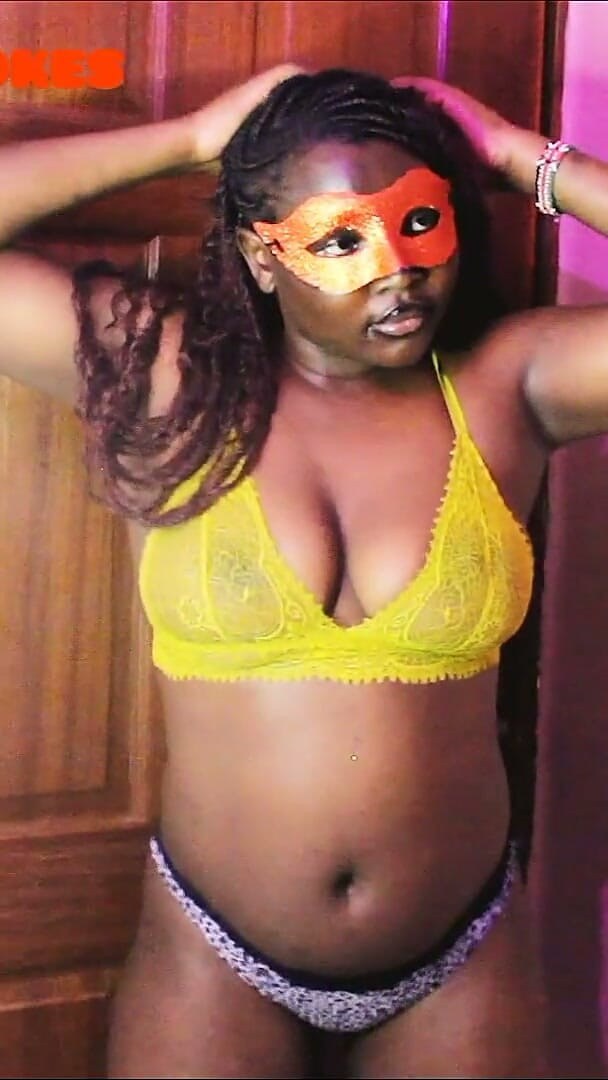 Dzaddy long strokes: Strip Tease Babe